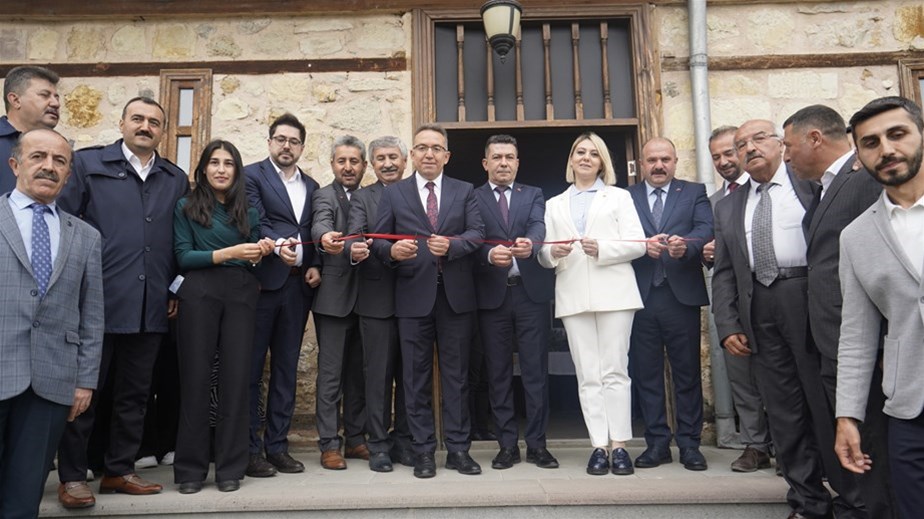 “YURT İÇİNDEN SANAT” SERGİMİZ AÇILDI