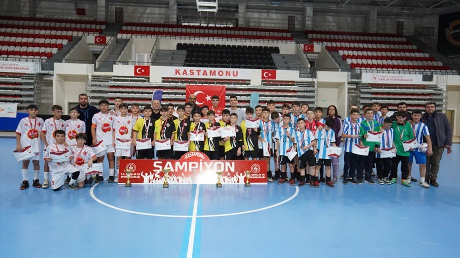 FUTSALIN YILDIZLARI BELİRLENDİ