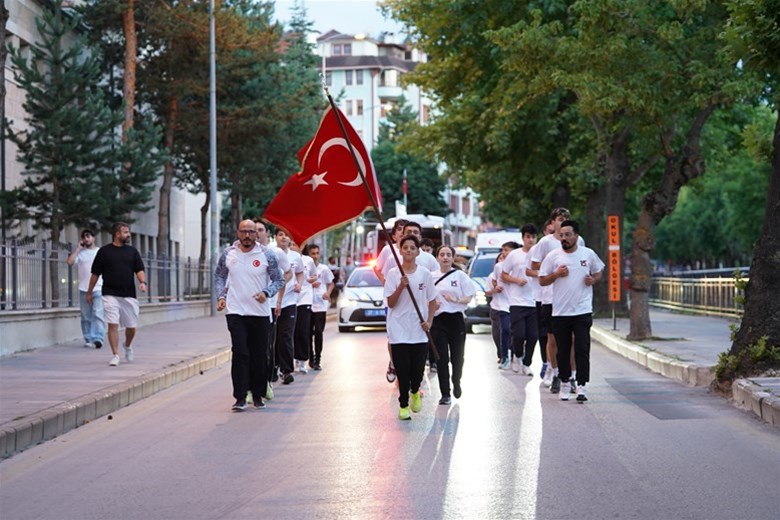 SANCAK KOŞUSU İLE 15 TEMMUZ RUHU YAŞATILDI