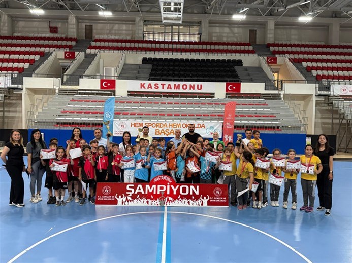 İFET FİNALLERİNDE KIYASIYA MÜCADELE 
